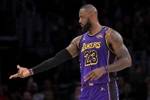 不老传奇！詹姆斯超越乔丹 成为NBA历史上单场40+最年长的球员