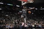 朗尼-沃克马卡比合同细节：3年税前1000万刀 多项NBA跳出条款